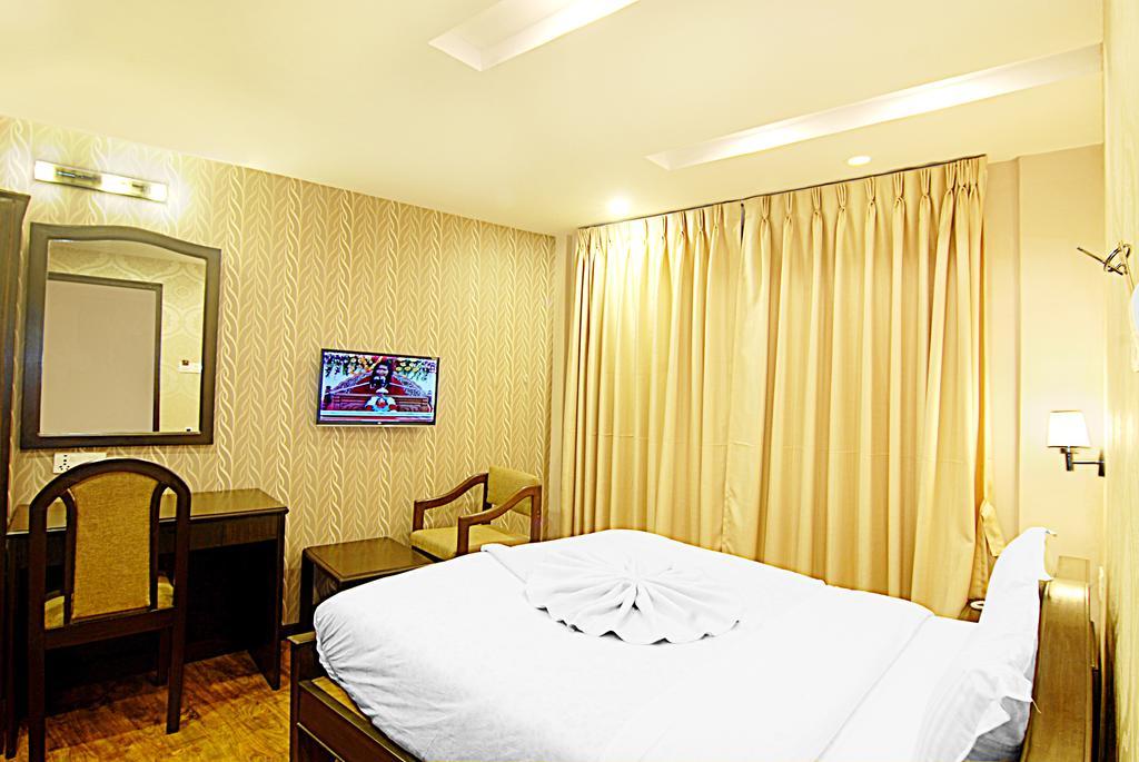 Kathmandu Grand Hotel Ngoại thất bức ảnh