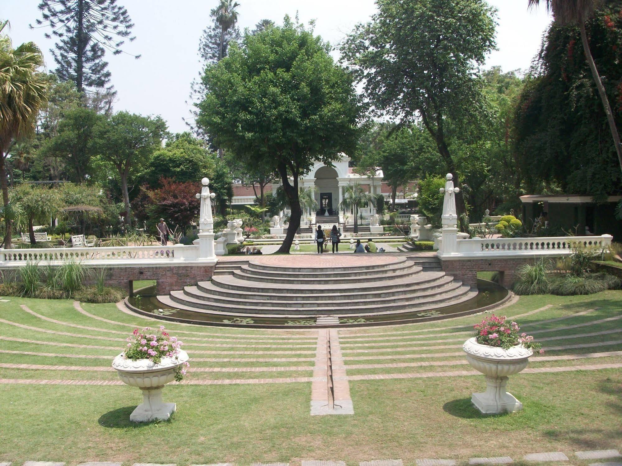 Kathmandu Grand Hotel Ngoại thất bức ảnh
