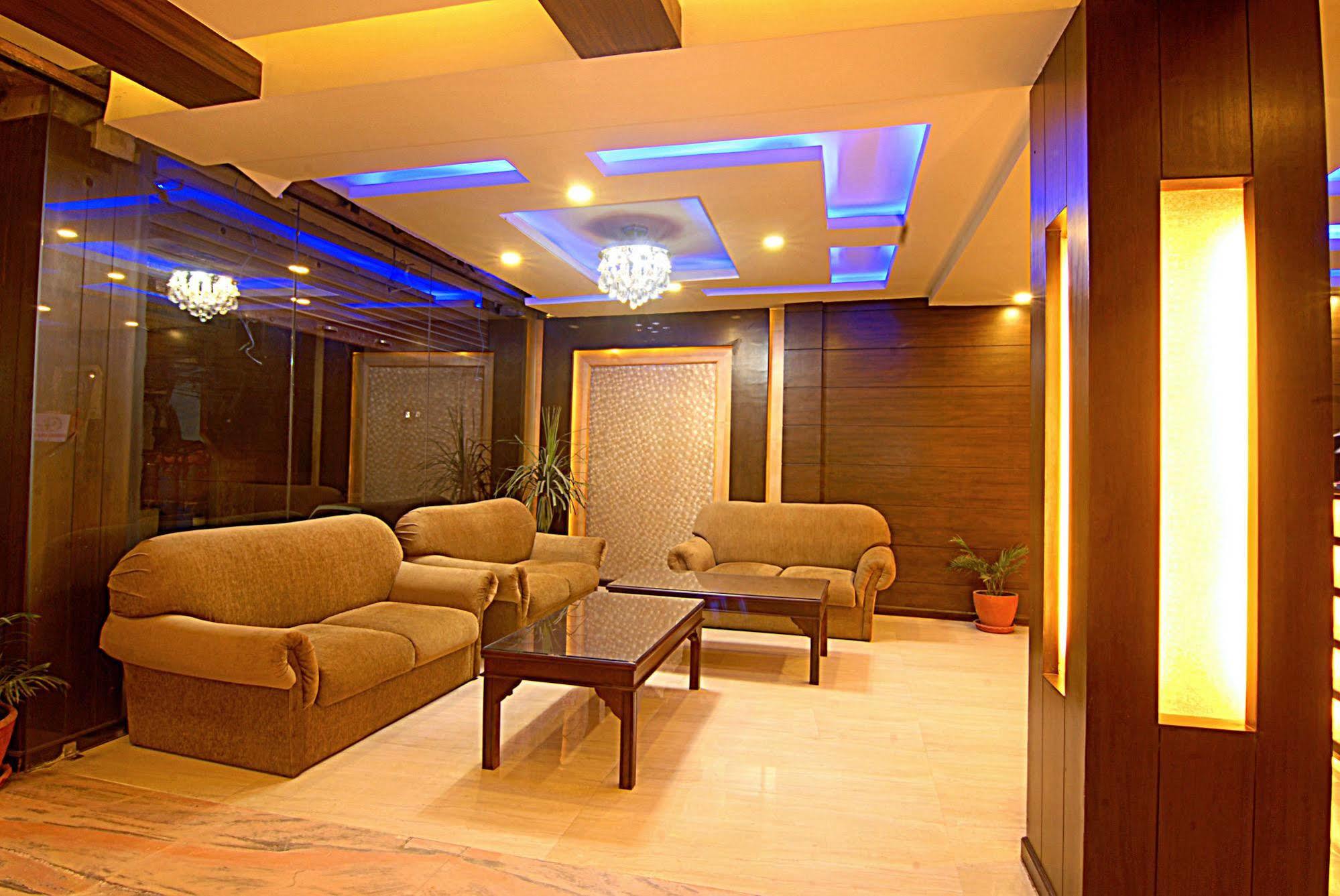 Kathmandu Grand Hotel Ngoại thất bức ảnh