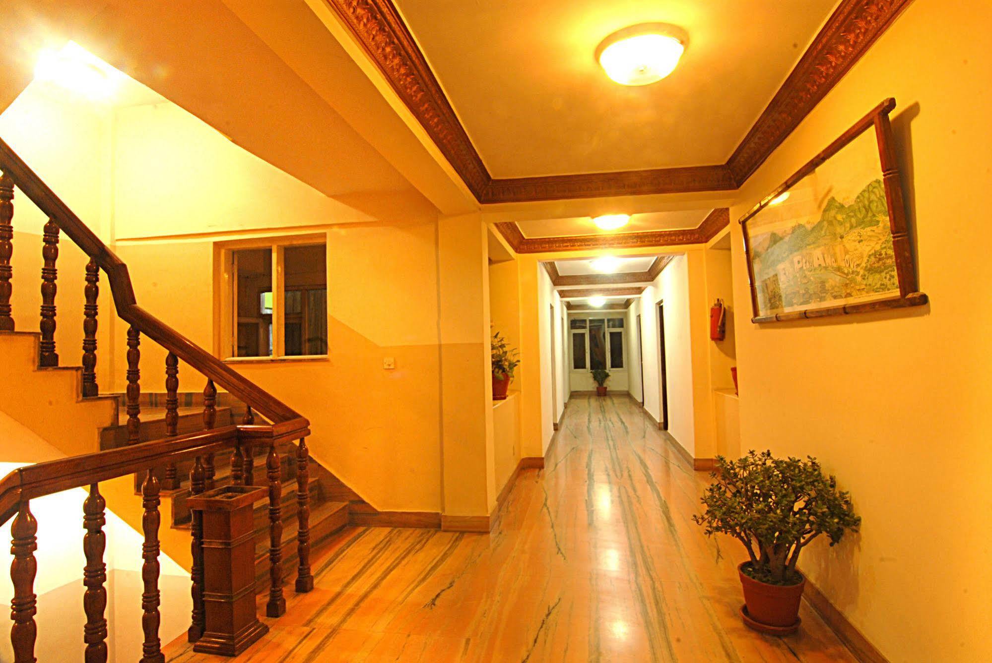 Kathmandu Grand Hotel Ngoại thất bức ảnh